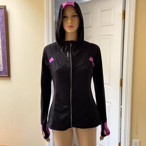 Reebok Workout Hoodie size medium